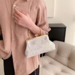 Ladies bag - 11 - Image 3